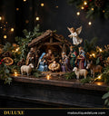 Crèche de Noël miniature DULUXE peinte à la main sur un manteau de cheminée avec lumières féeriques dorées