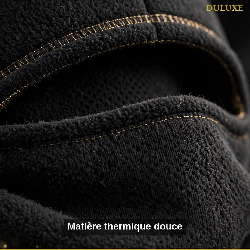 Vidéo démo de la cagoule enfant DULUXE : matière thermique, quatre couleurs et port sous casque de ski, en français