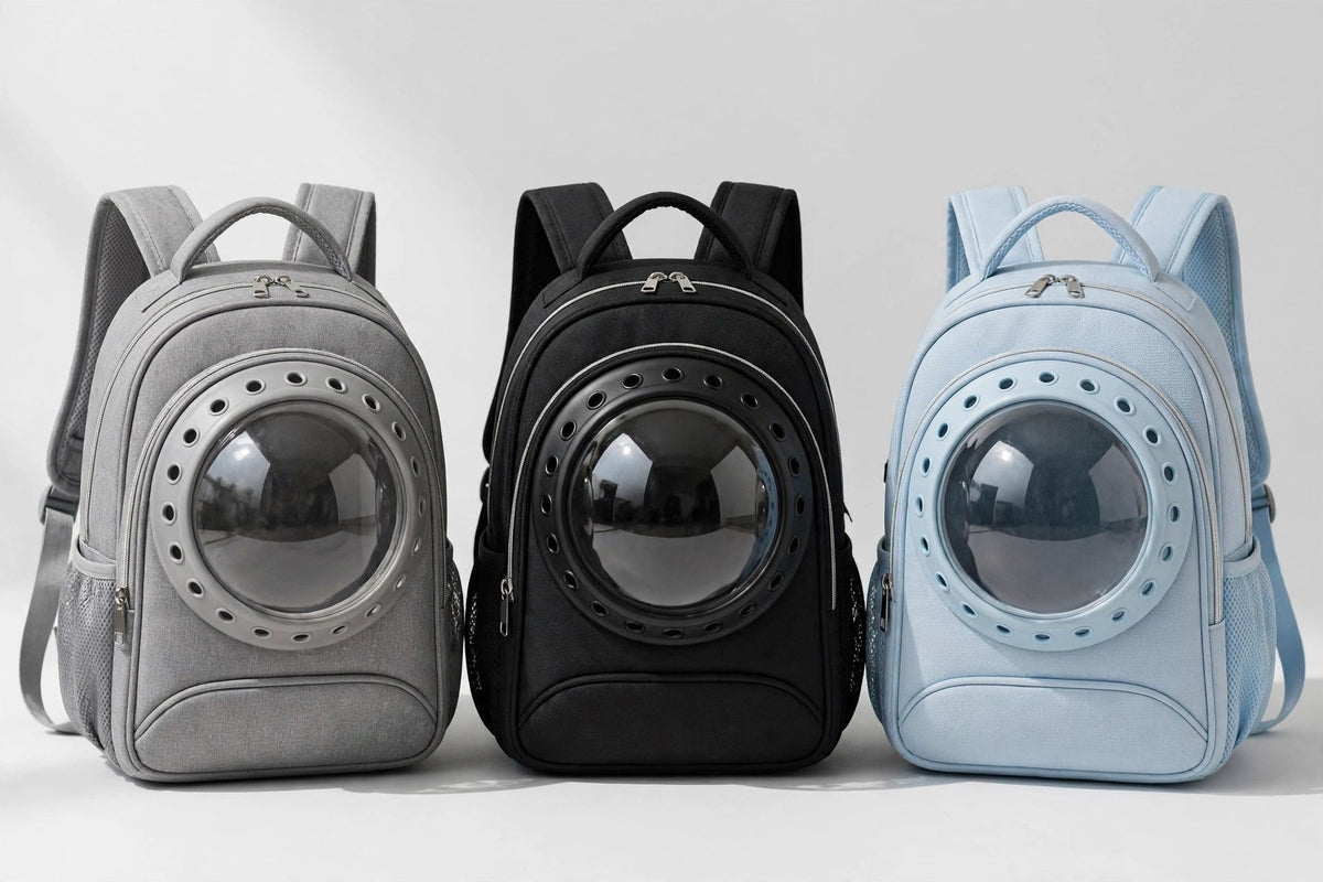 Sac à dos capsule spatial pour chat en trois coloris : gris, noir et bleu pastel